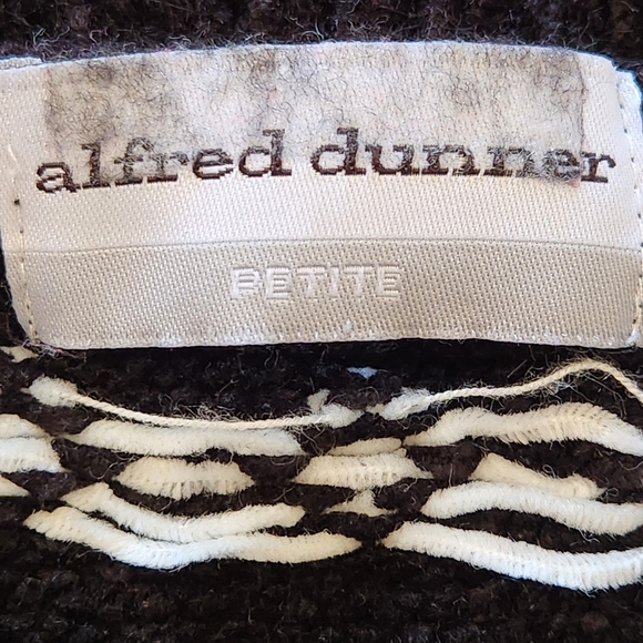 VTG Alfred Dunner Seasonal Cardigan Size Petite XL Color Black - Picture 2 of 8